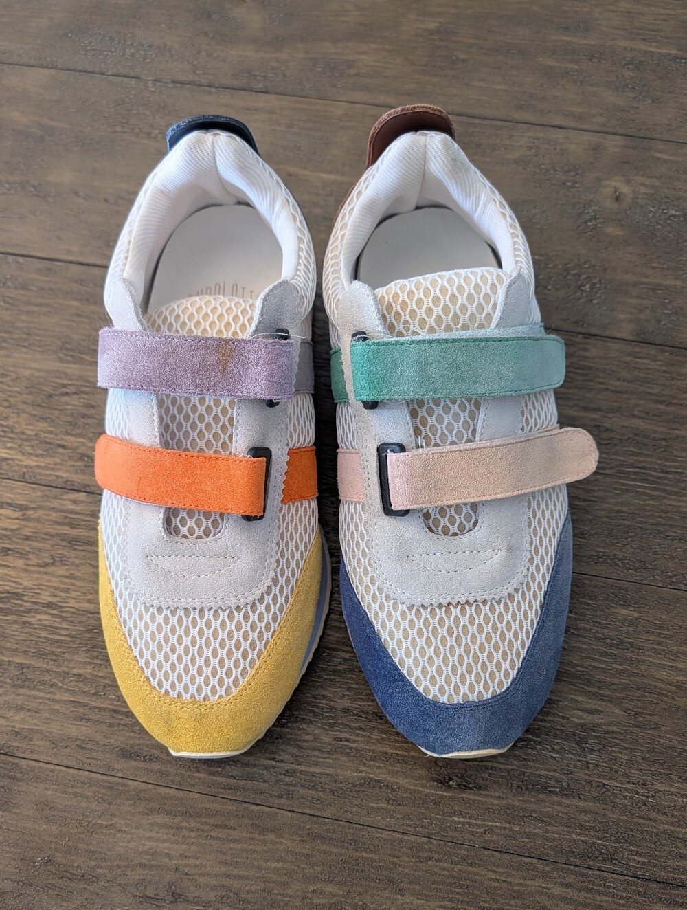 Charlotte Stone Retro Inspired "Conway" Velcro Sneakers SZ 10